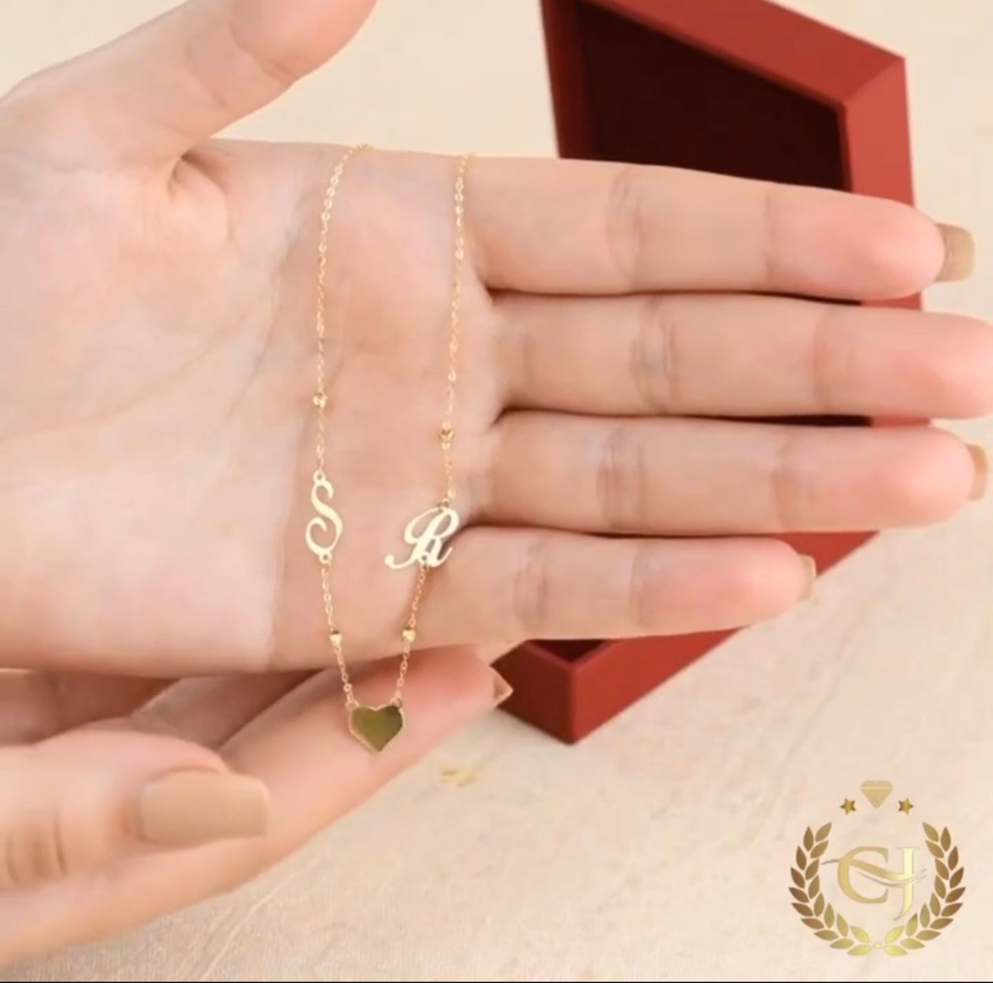 Collier 2 lettres avec cœur