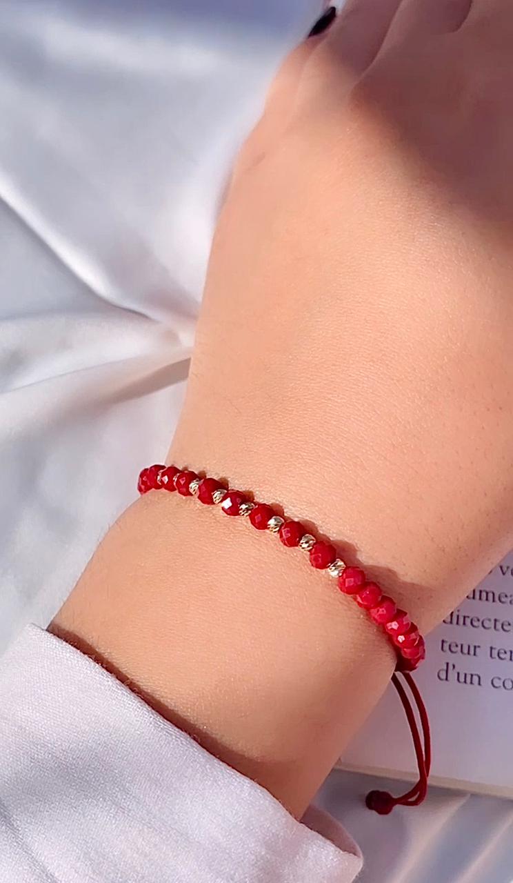 Cordon avec Pierres Johar naturelles et des boules en Or 18k !